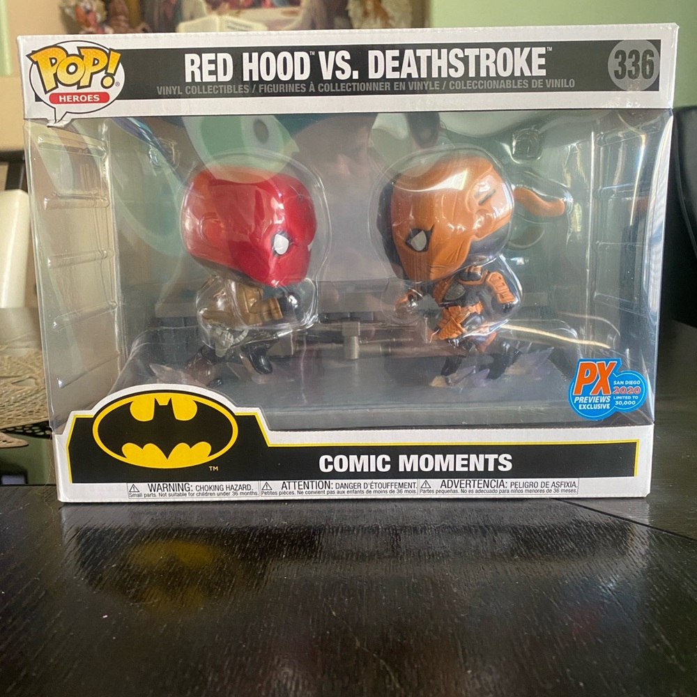 Funko Pop! RedHood Vs. Deathstroke